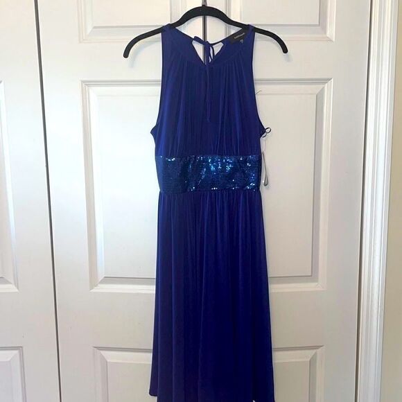 R & M Richards Dresses & Skirts - R & M Richard cocktail dress